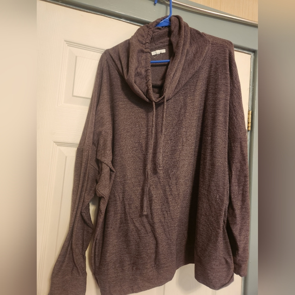 Cowl neck lounge top